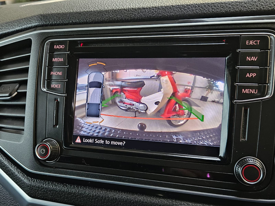 2018 Volkswagen Amarok - image 16