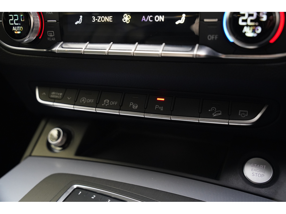 2020 Audi Q5 - image 16