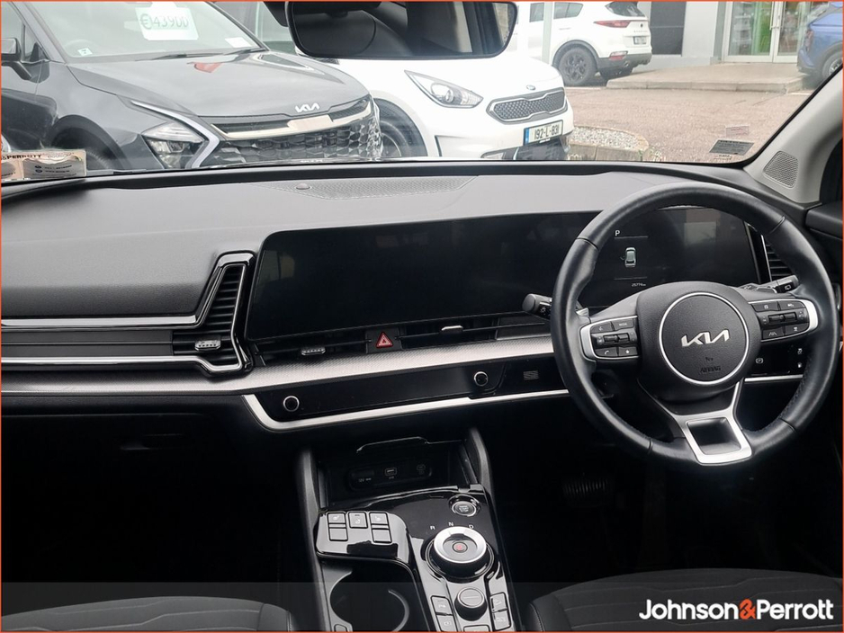 2023 Kia Sportage - image 4