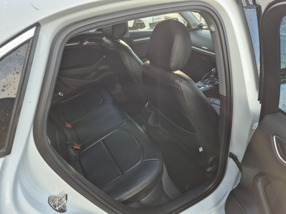 2017 Audi A3 DBA-8VCXSL €19,500