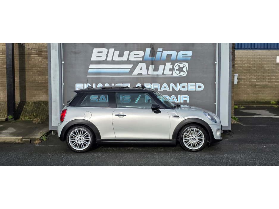 2015 MINI Hatch 1.5 3DR COOPER €12,950