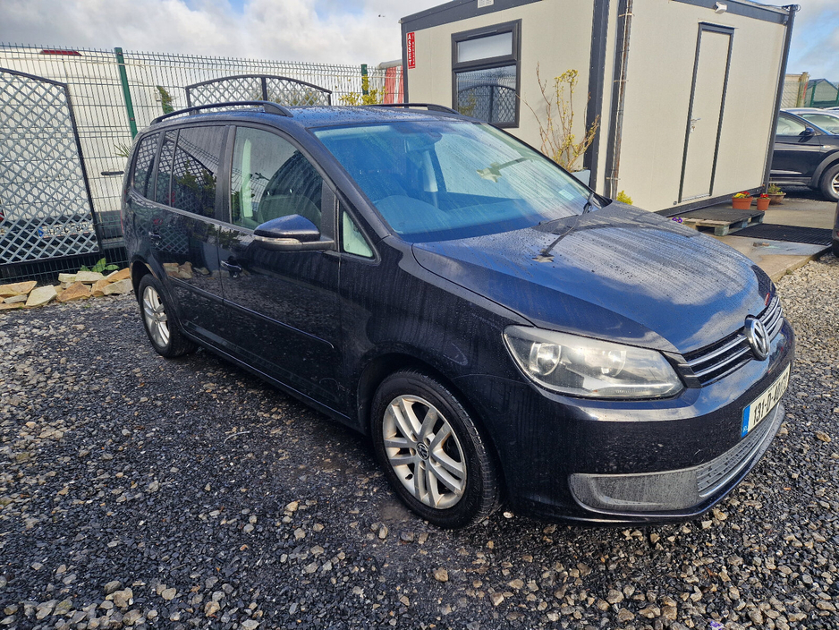 2013 Volkswagen Touran - image 4
