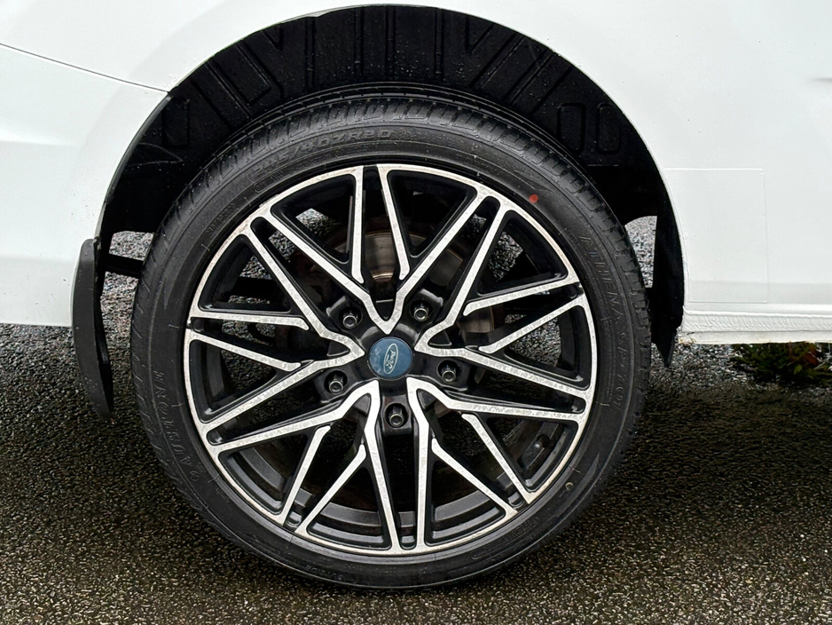 2021 Ford Transit - image 8