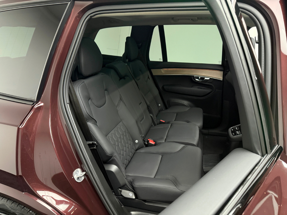 2025 Volvo XC90 PLUS T8 PHEV AWD AUTO *7 SEATER* €79,990