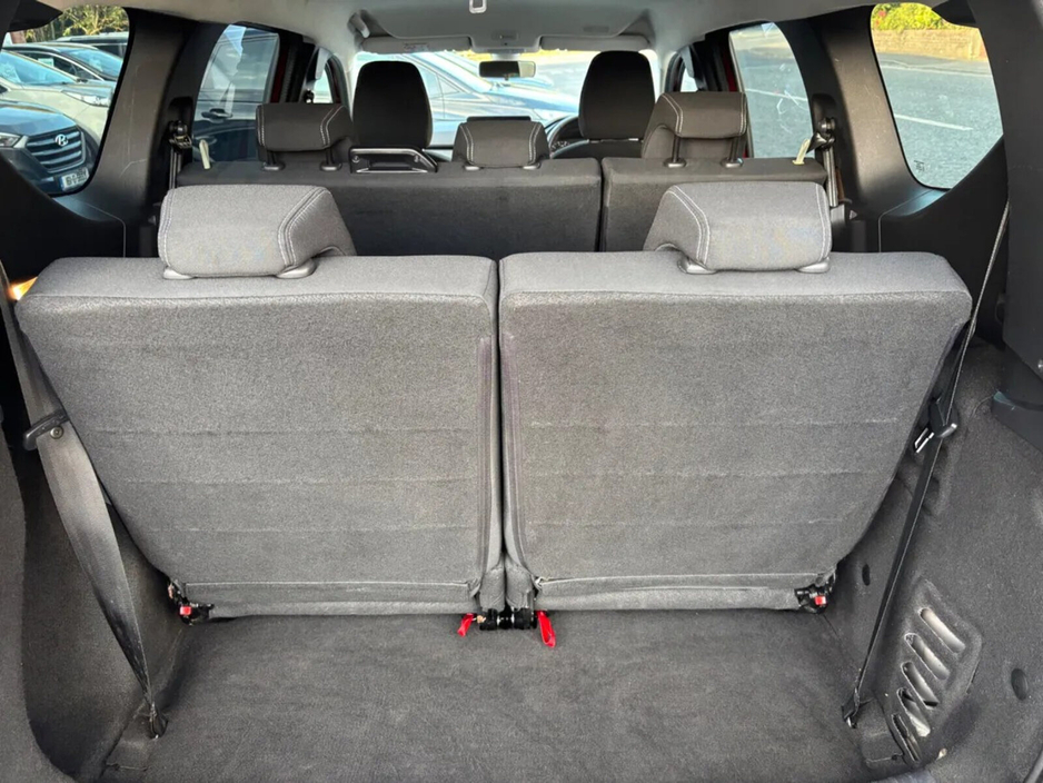 2022 Dacia Jogger - image 38