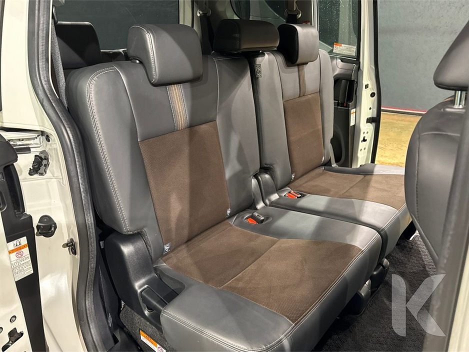 2020 Toyota Sienta - image 16