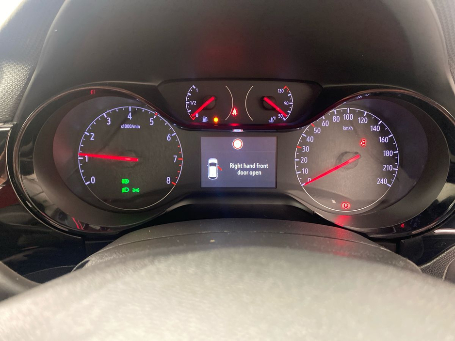 2023 Opel Corsa - image 15