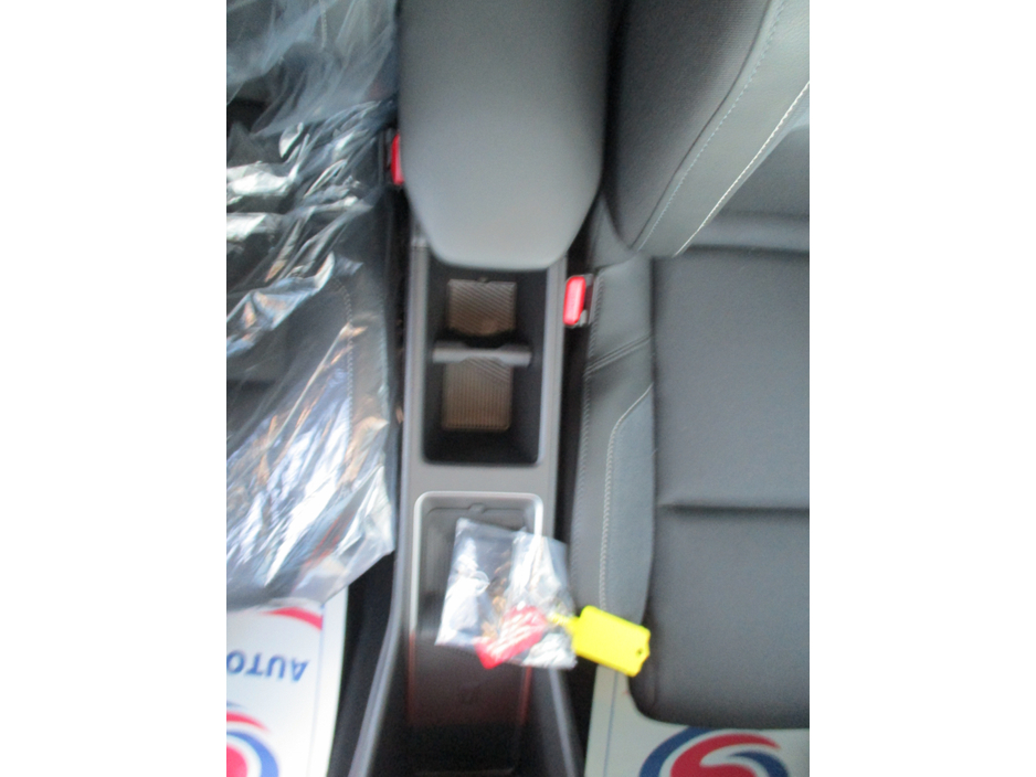 2026 Nissan Micra - image 16