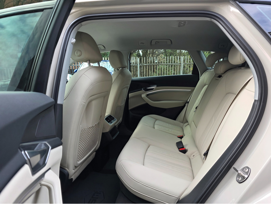 2021 Audi e-tron - image 30