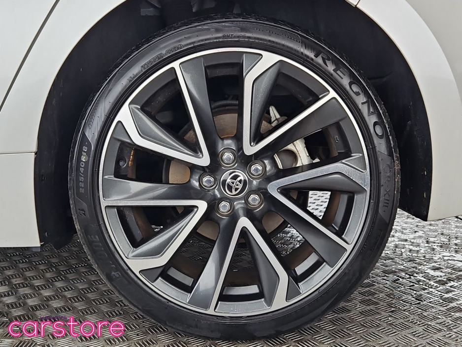 2021 Toyota Corolla 1.8 Hybrid Luna Sport Hatchback €24,880