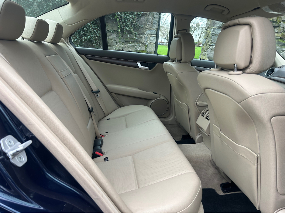 2013 Mercedes-Benz C Class - image 16