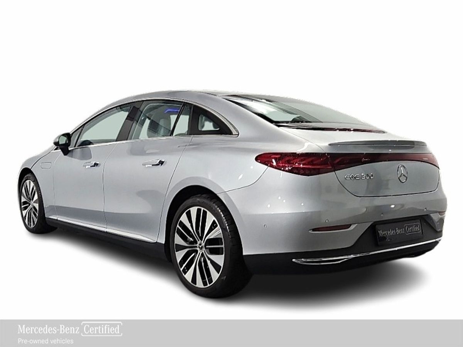 2024 Mercedes-Benz EQE 300 Electric Art with Diamond Grill €53,895