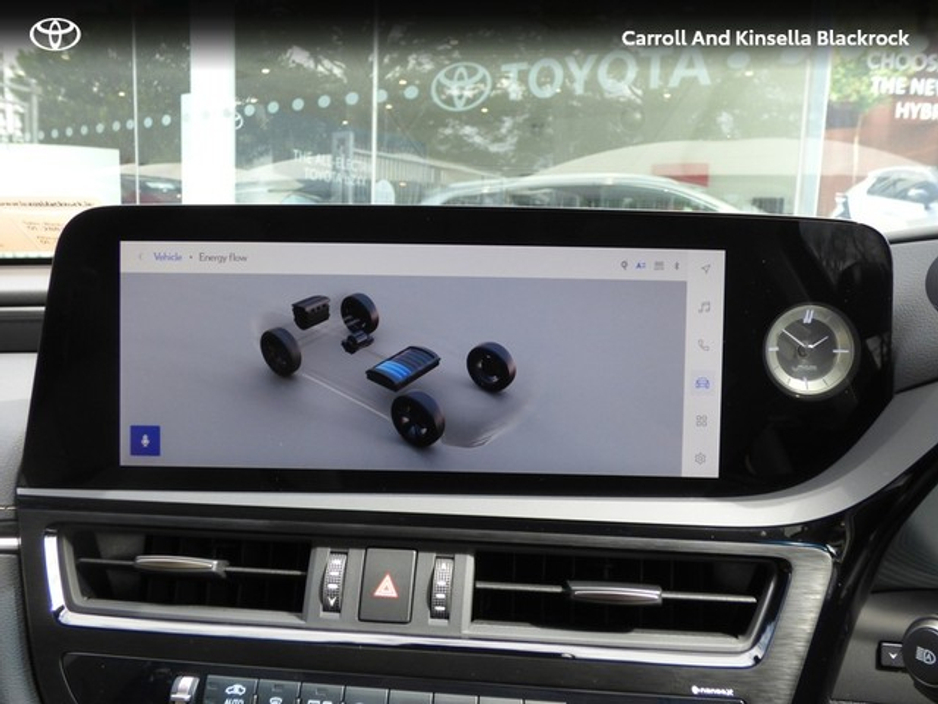 2023 Lexus ES 300 H Hybrid Dynamic €44,950