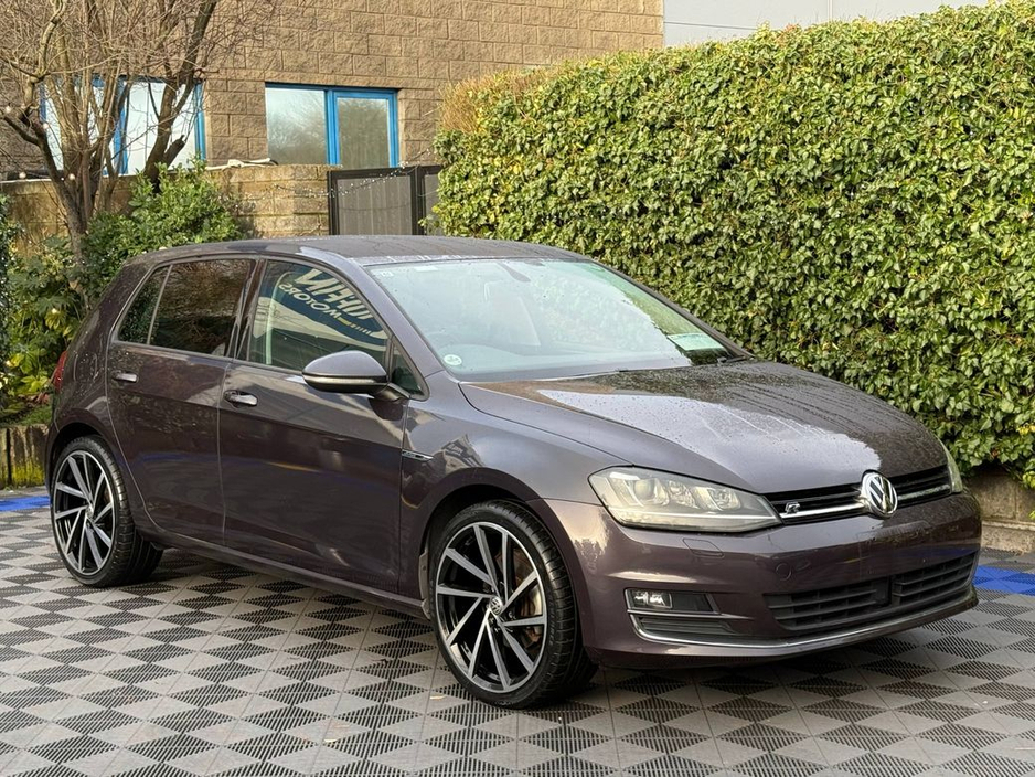 2015 Volkswagen Golf R-LINE PACK 1.2 TSI AUTO // LOUNGE EDITION // NEW 19" ALLOYS // REVERSE CAMERA // ADAPTIVE CRUISE CONTROL €13,900