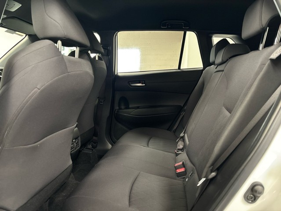 2023 Toyota Corolla Cross - image 7