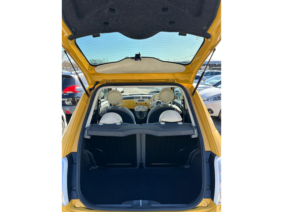 2015 Fiat 500 - image 9