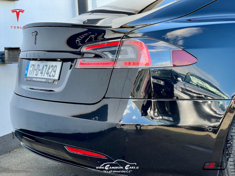 2017 Tesla Model S - image 28