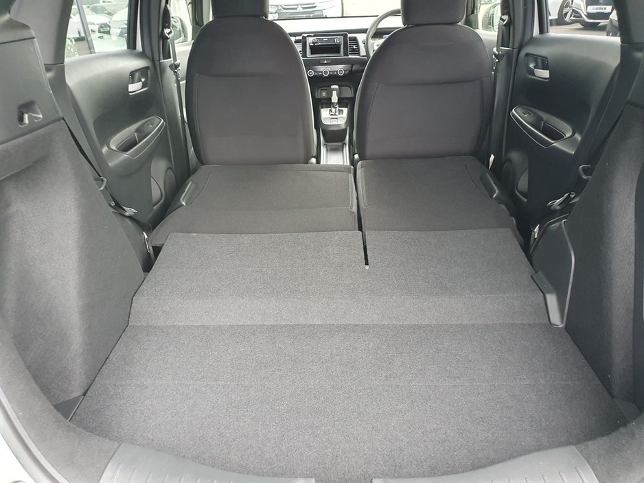 2020 Honda Jazz - image 24