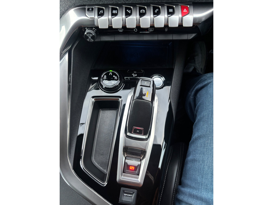 2018 Peugeot 3008 2.0 BlueHDi 180bhp GT Line Auto €19,950