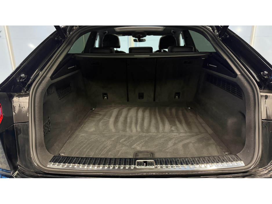 2019 Audi Q8 45 TDI 231HP Q TIP S LINE