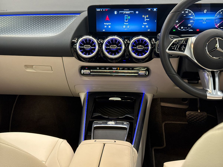 2025 Mercedes-Benz GLA Class - image 11