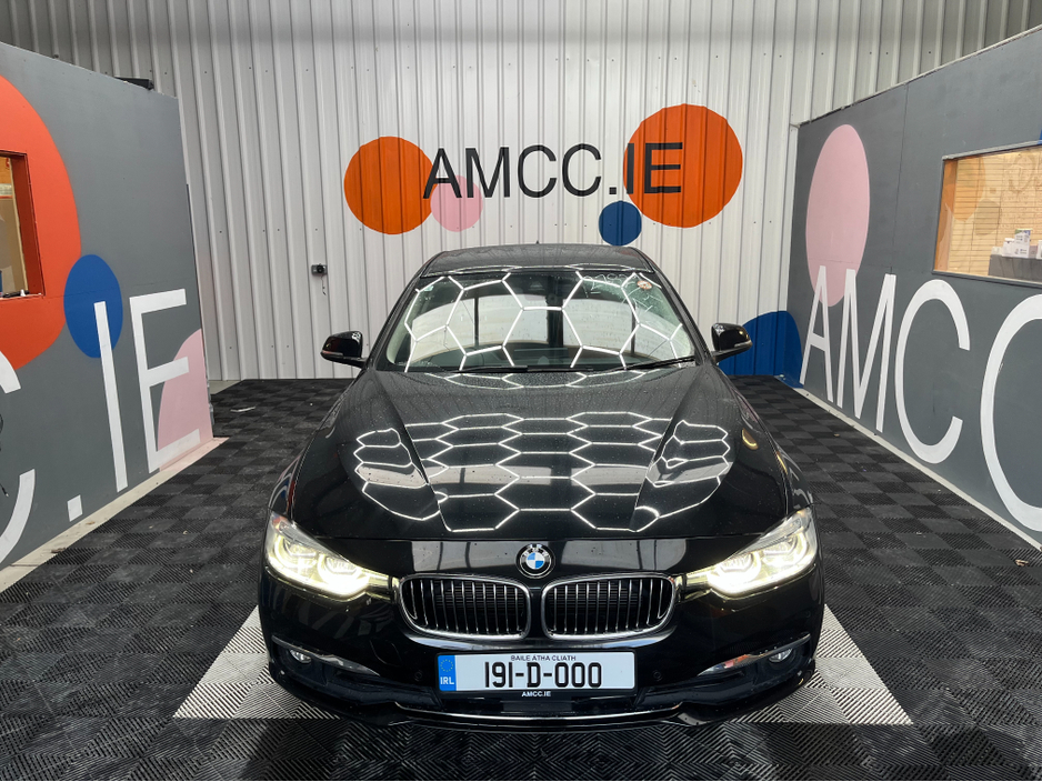 2019 BMW 3 Series 2019 BMW 320D LUXURY 2.0 AUTOMATIC / CRUISE CONTROL / REVERSE CAMERA / ELECTRIC MEMORY & HEATED SEATS AND MORE