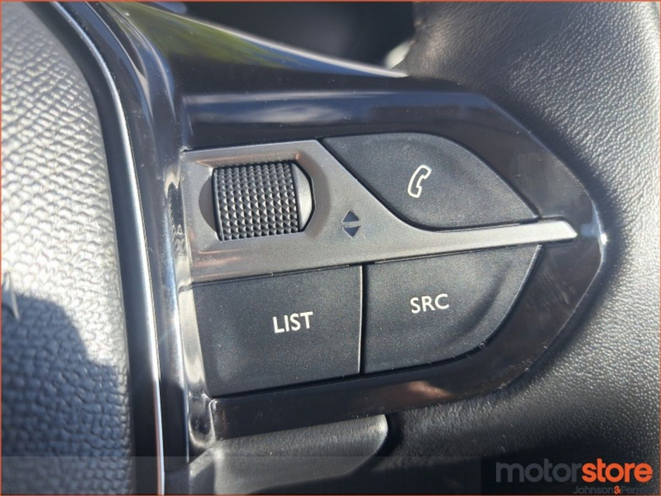 2020 Peugeot 3008 - image 20