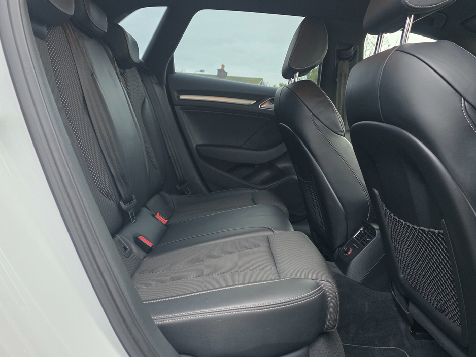 2015 Audi A3 1.6 TDI S LINE €9,995