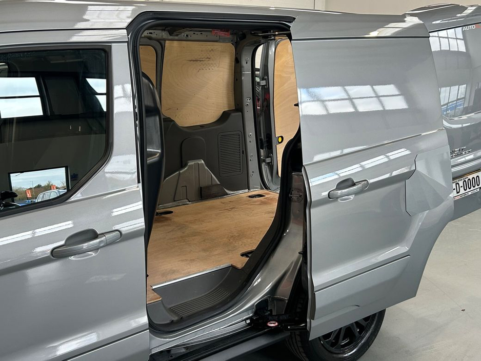 2024 Ford Transit Connect - image 18