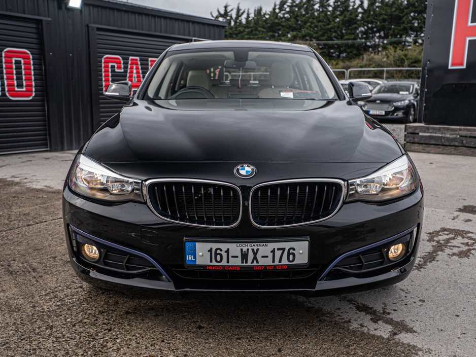 2016 BMW 3 Series - image 11