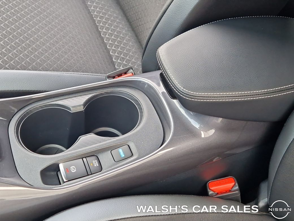 2024 Nissan Juke 1.6 HYB SV Premium MY23.75 4DR €27,950