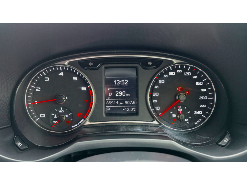 2017 Audi A1 - image 22