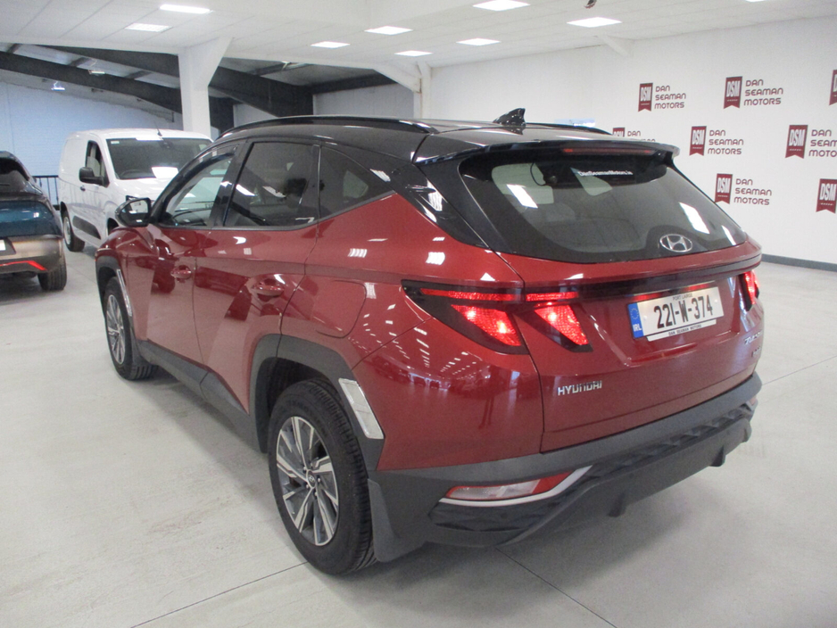 2022 Hyundai Tucson - image 5