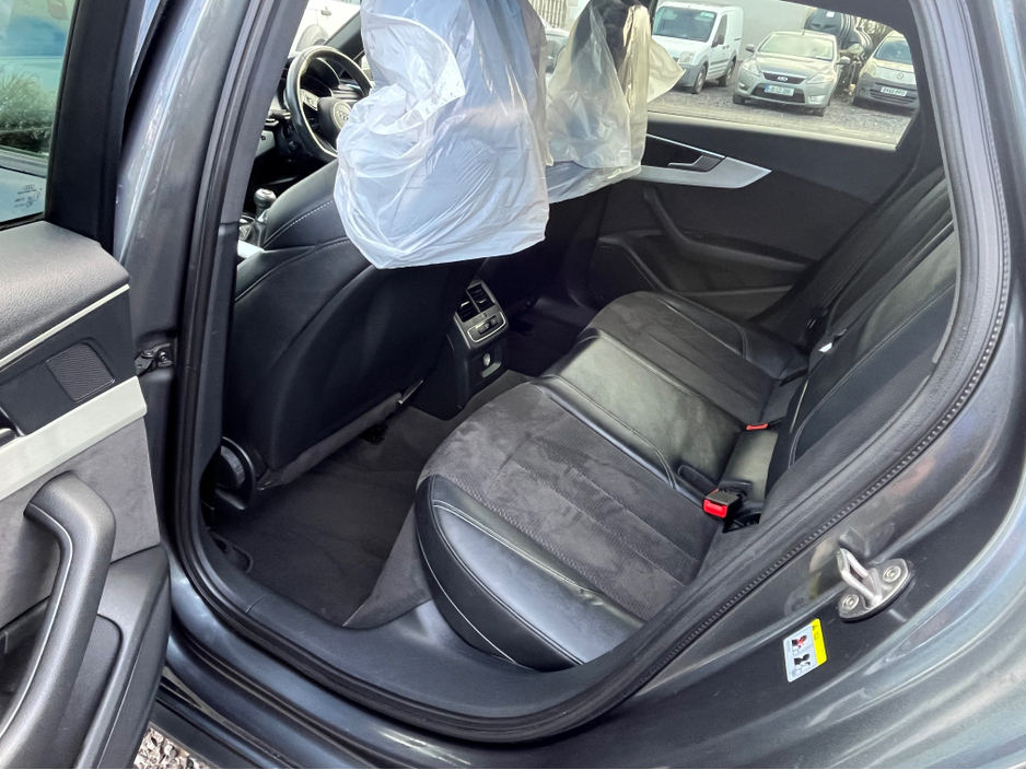 2018 Audi A4 - image 12