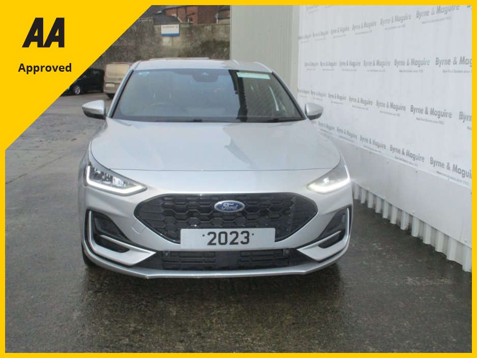 2023 Ford Focus ST-LINE 1.0 PETROL   TOP OF THE RANGE MODEL WITH ONLY 54000 KMS,  FULLY SERVICE WITH 12 MONTHS WARRANTY AND 12 MONTHS AA COVER. €28,500