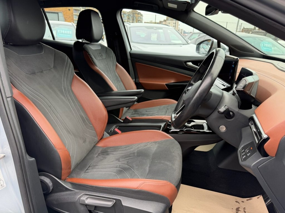 2022 Volkswagen ID.4 - image 17