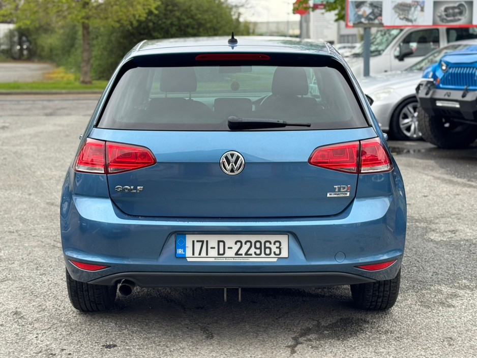 2017 Volkswagen Golf - image 8