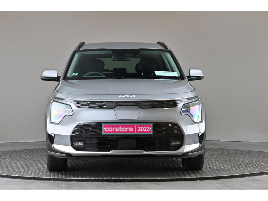 2023 Kia Niro - image 2