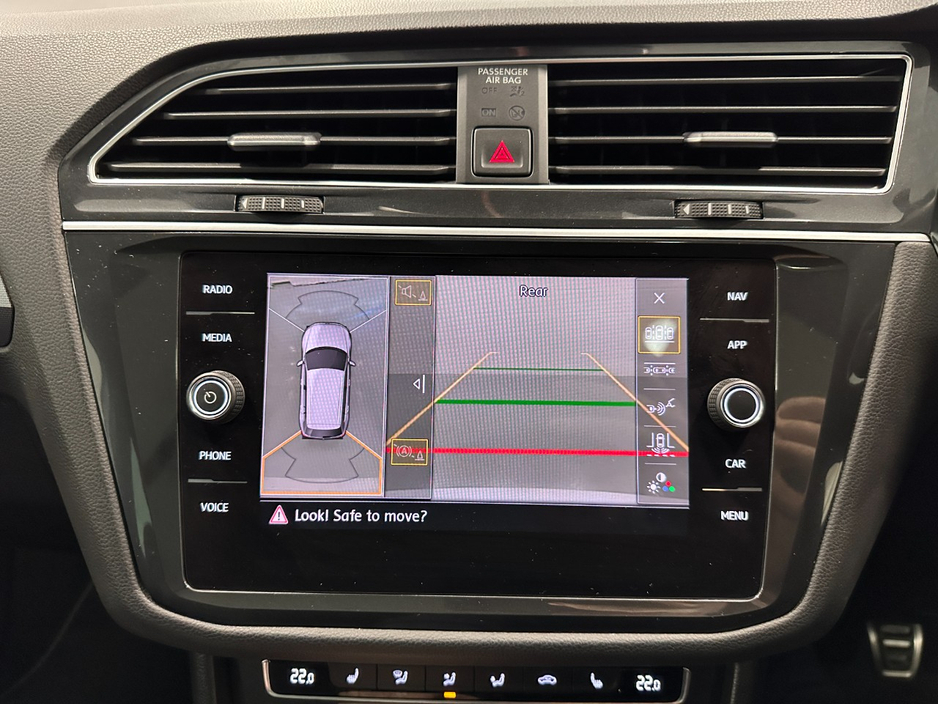 2019 Volkswagen Tiguan - image 30