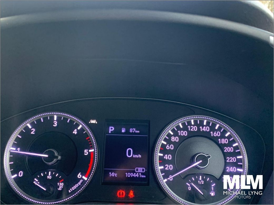 2020 Hyundai Santa Fe - image 12