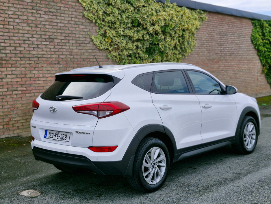 2016 Hyundai Tucson - image 13
