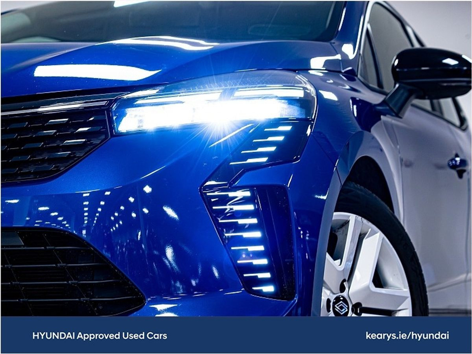 2025 Renault Clio - image 21