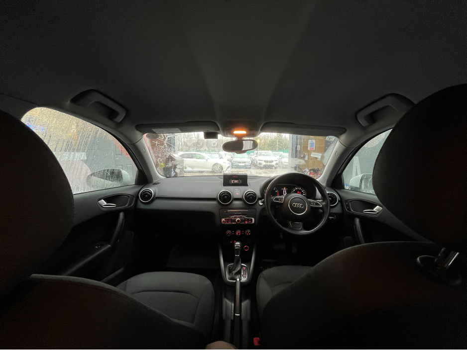 2017 Audi A1 Sportback €14950! 2017 AUDI A1 SPORTBACK TFSI 1.0 AUTOMATIC / CRUISE CONTROL / PARKING AID AND MORE €14,950