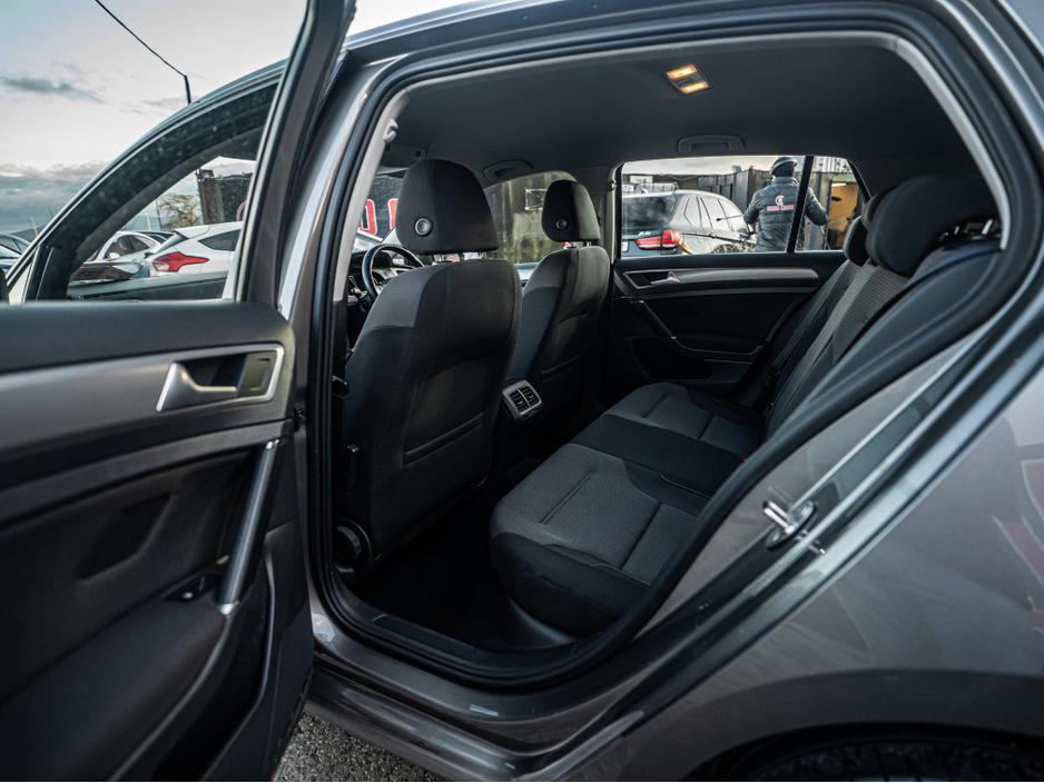 2015 Volkswagen Golf 152 VW Golf 1.6tdi/New NCT/1yr warranty €10,888