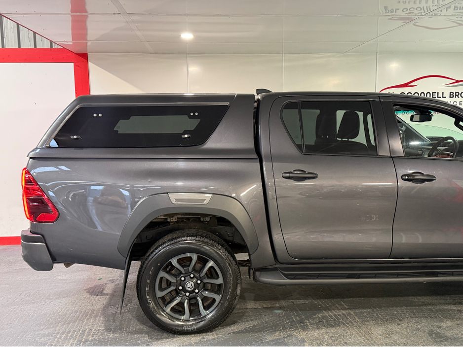 2023 Toyota Hilux INVINCIB X D-4D 4WD INVINCIBLE DCB