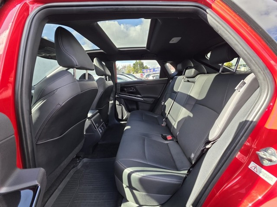 2023 Toyota bZ4X - image 12