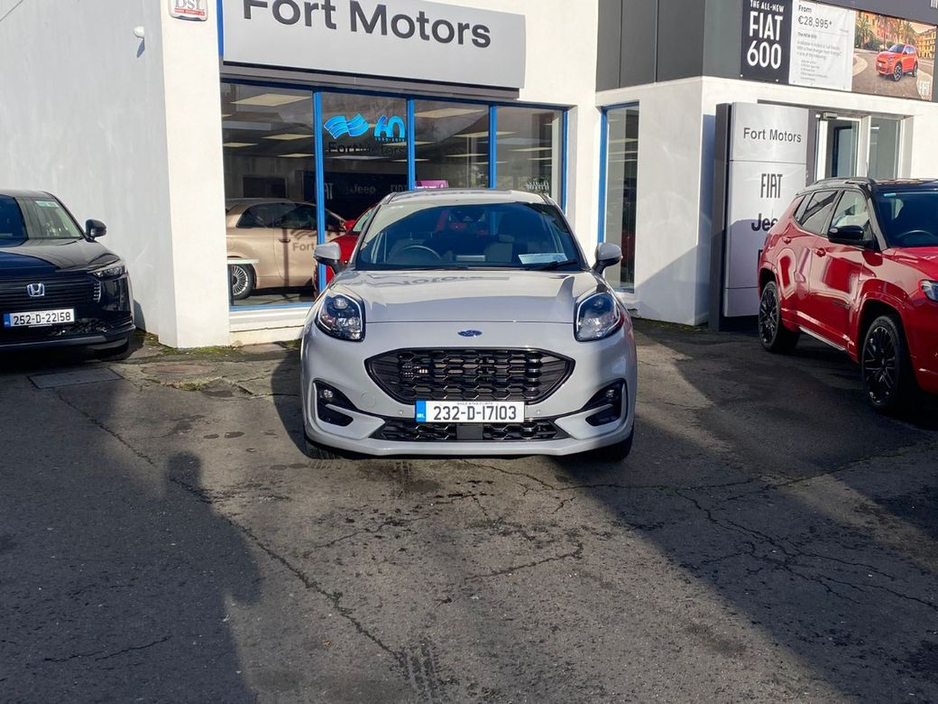 2023 Ford Puma St-line 5D 1.0T Mhev €22,995