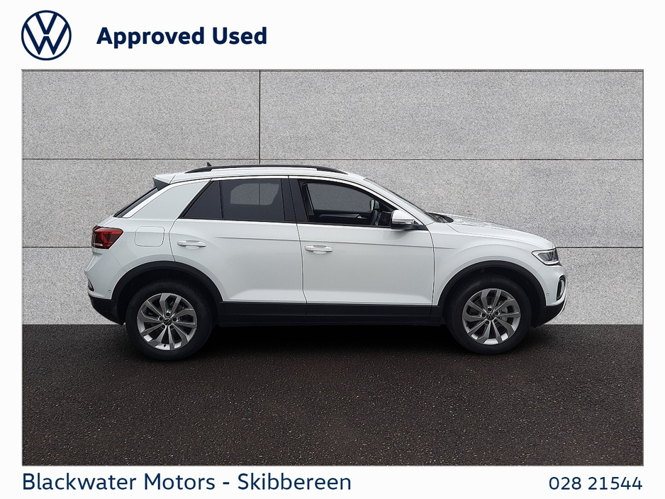 2026 Volkswagen T-Roc - image 11