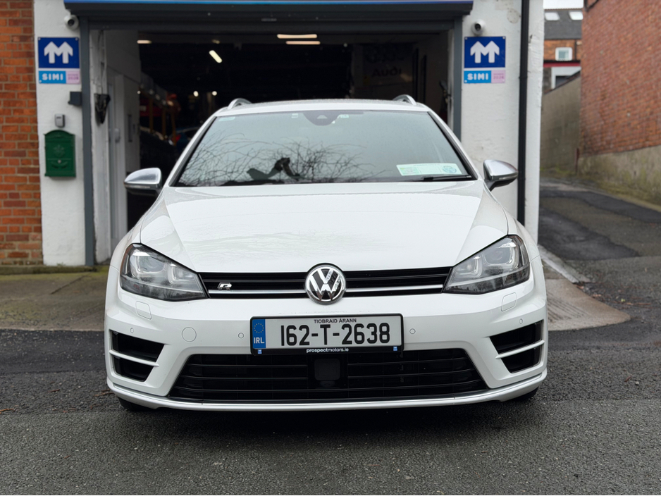 2016 Volkswagen Golf - image 30