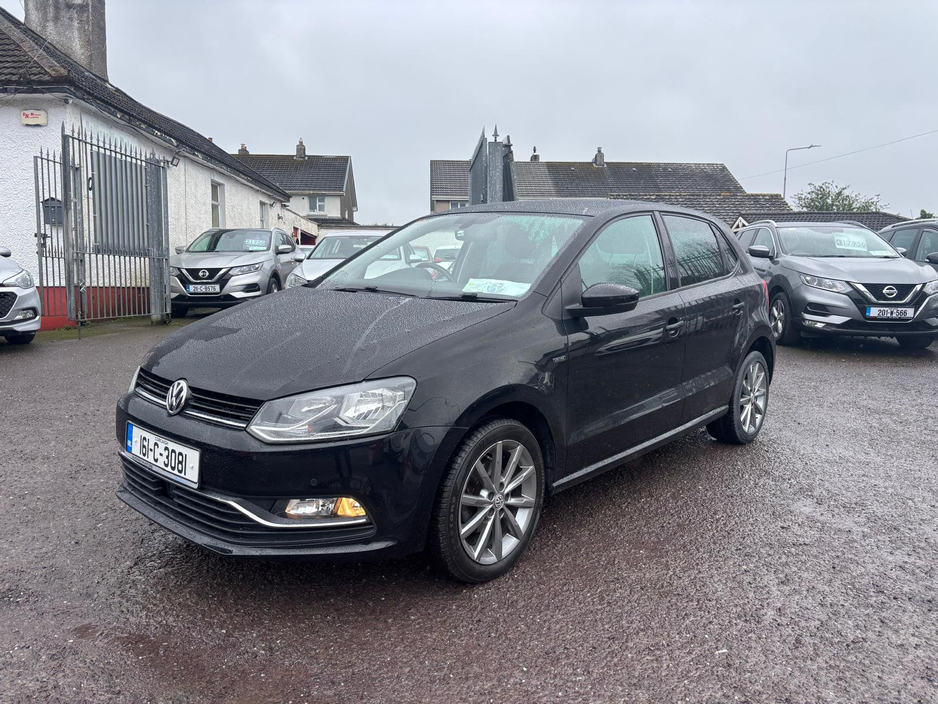 2016 Volkswagen Polo - image 2